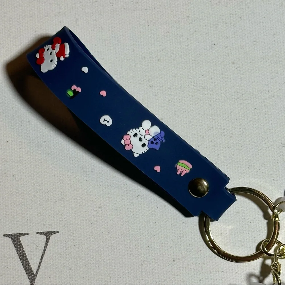NEW SANRIO HELLO KITTY Silicone Keychain / Backpack Accessory